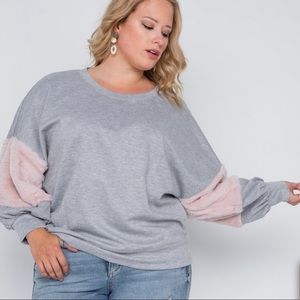 Plus size faux fur pink sleeves sweater